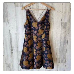 Topshop Floral Jacquard Navy and Gold Pleated Dress - size 6